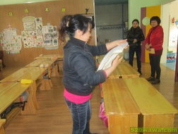 2012年11月20日我園進行餐前活動教師保育員練兵活動——保育員風采紀實